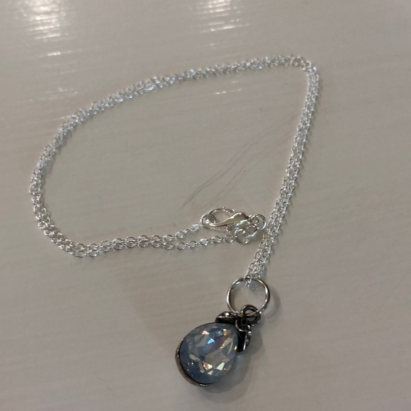 LAST ONE!  Crystal Encrusted Silver Teardrop Necklace! NEW! - Picture 5 of 5